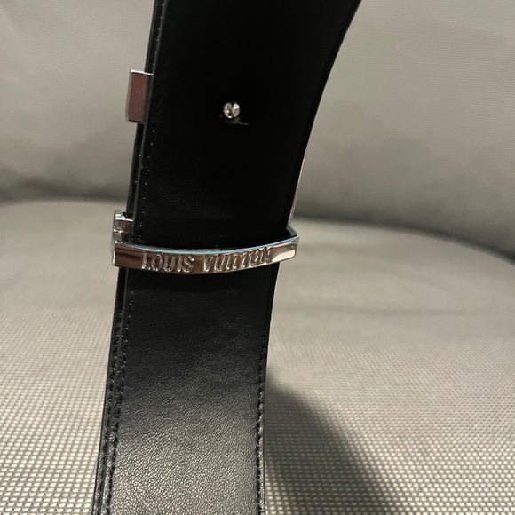 Graphite Louis Vuitton Belt - Picture 2 of 8
